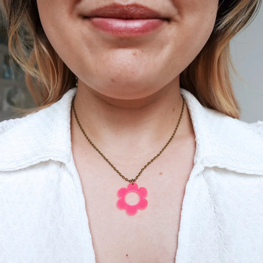 SUPER SECONDS Daisy Mini Necklace