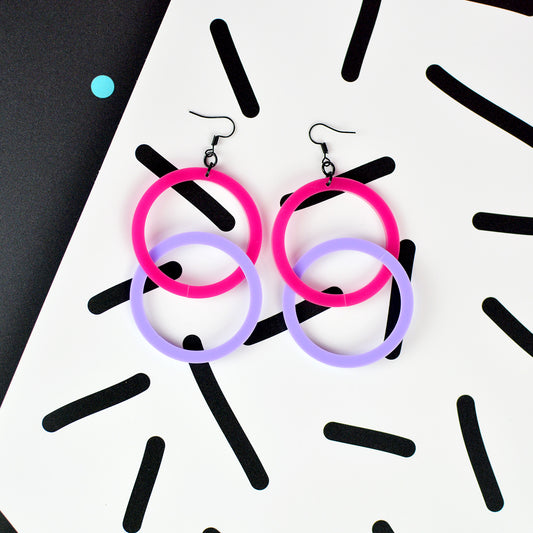 SUPER SECONDS Infinity Hoop Statement Earrings - RANDOM COLOUR